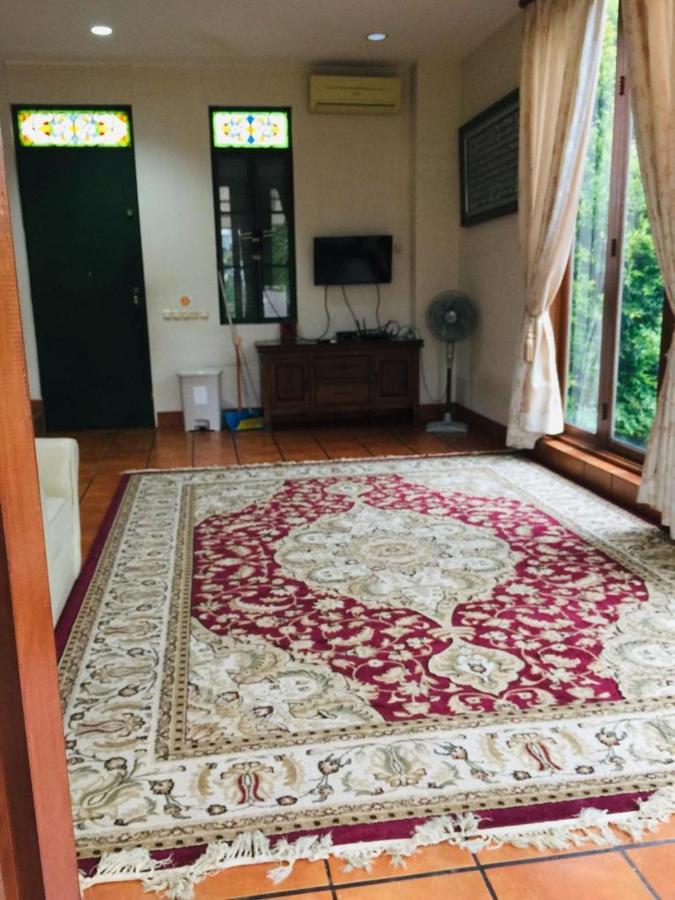 Villa Gathering Yuni Syahla Citaringgul Екстер'єр фото
